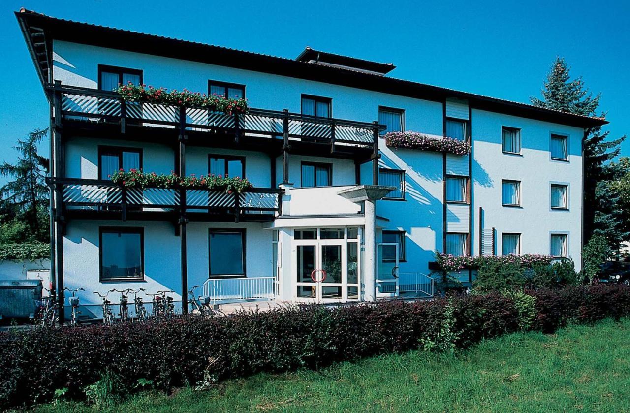 Hotel Brunnenhof บาดฟึสซิง ภายนอก รูปภาพ