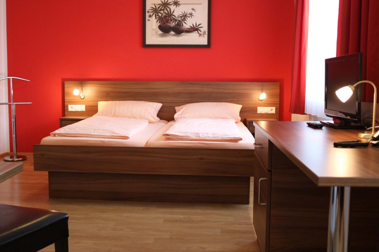 Hotel Brunnenhof บาดฟึสซิง ภายนอก รูปภาพ